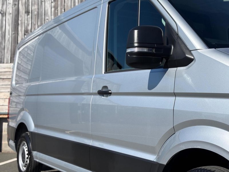 VOLKSWAGEN CRAFTER