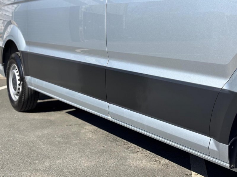VOLKSWAGEN CRAFTER