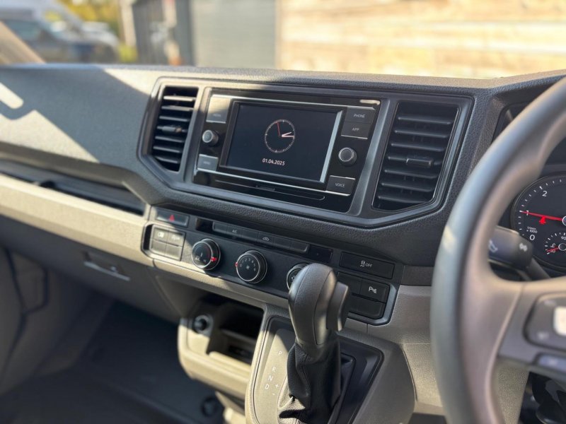 VOLKSWAGEN CRAFTER
