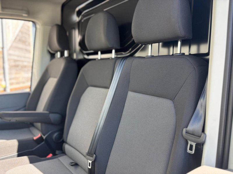 VOLKSWAGEN CRAFTER