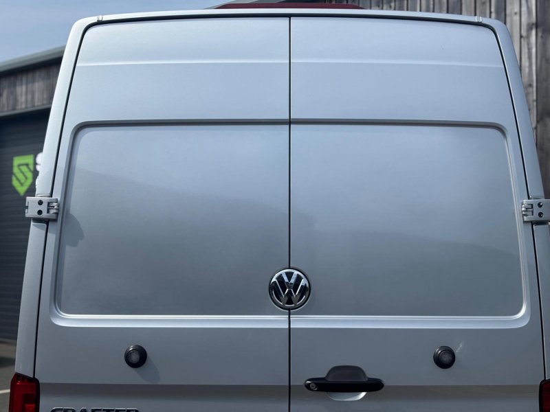 VOLKSWAGEN CRAFTER