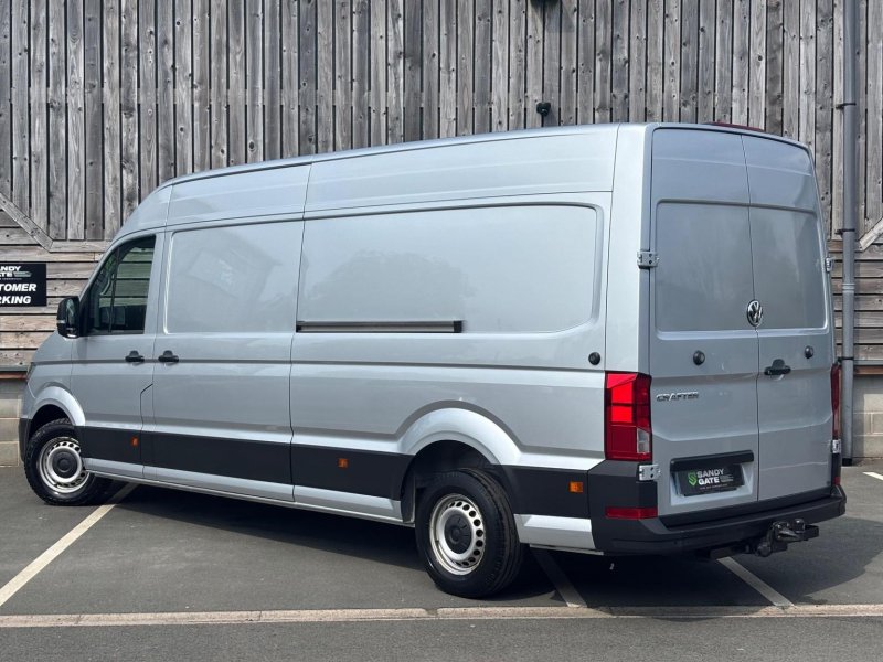 VOLKSWAGEN CRAFTER