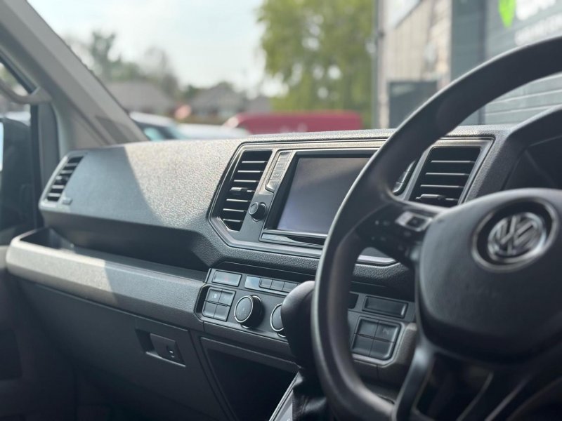 VOLKSWAGEN CRAFTER