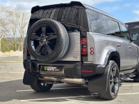 LAND ROVER DEFENDER 110