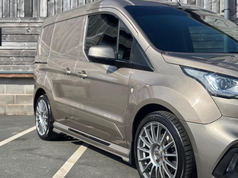 FORD TRANSIT CONNECT