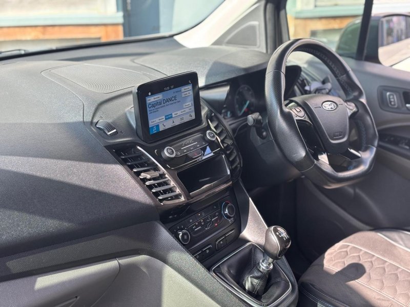 FORD TRANSIT CONNECT