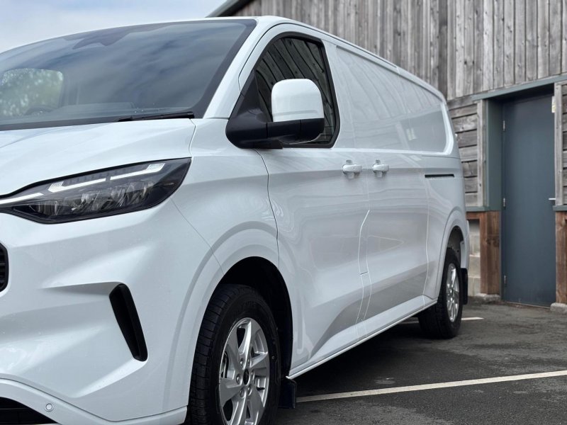 FORD TRANSIT CUSTOM