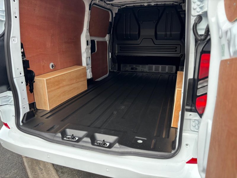 FORD TRANSIT CUSTOM