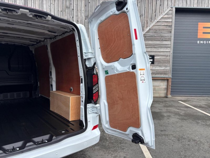 FORD TRANSIT CUSTOM