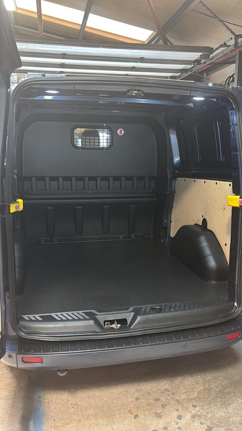 FORD TRANSIT CUSTOM