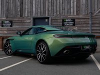 ASTON MARTIN DB11