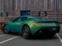 ASTON MARTIN DB11