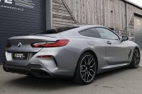 BMW 8 SERIES