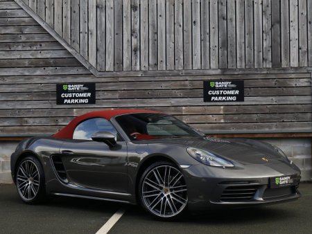 PORSCHE