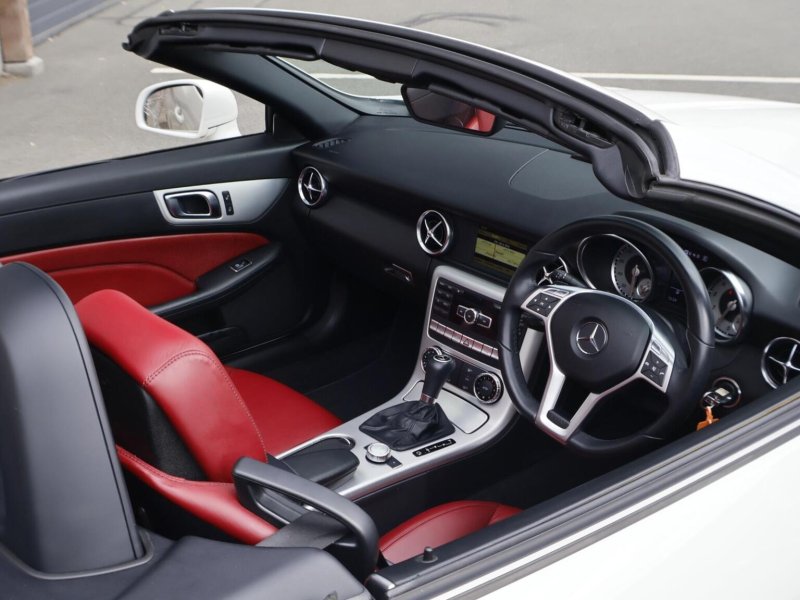 MERCEDES-BENZ SLK
