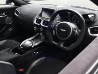 ASTON MARTIN VANTAGE