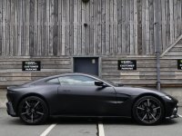 ASTON MARTIN VANTAGE